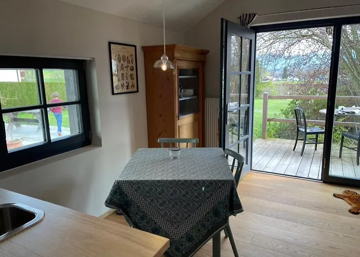 بيت للعطل Bezauberndes Tiny House Im Gruenen يبريتيبرون أم تشيمسي